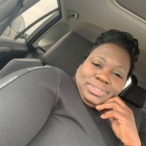 Meet your Posher, Lanette